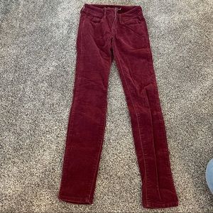 Bullhead maroon jeans